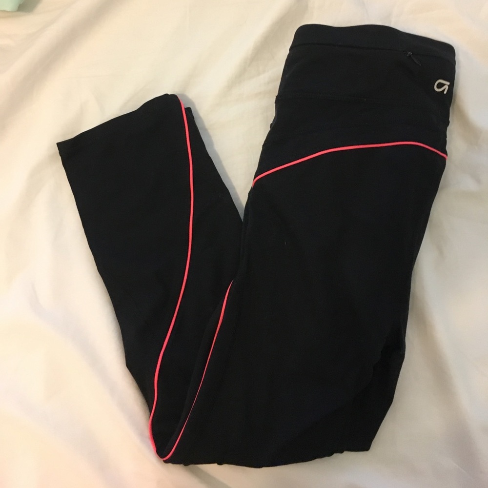 Gapfit Capri Leggings!!