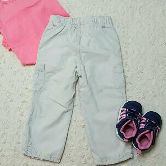 Cute in Khaki Pants 💕 - Picture 4 of 6