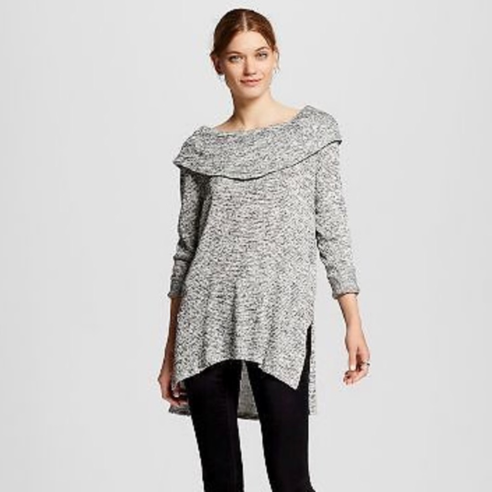 Gray Swing Top
