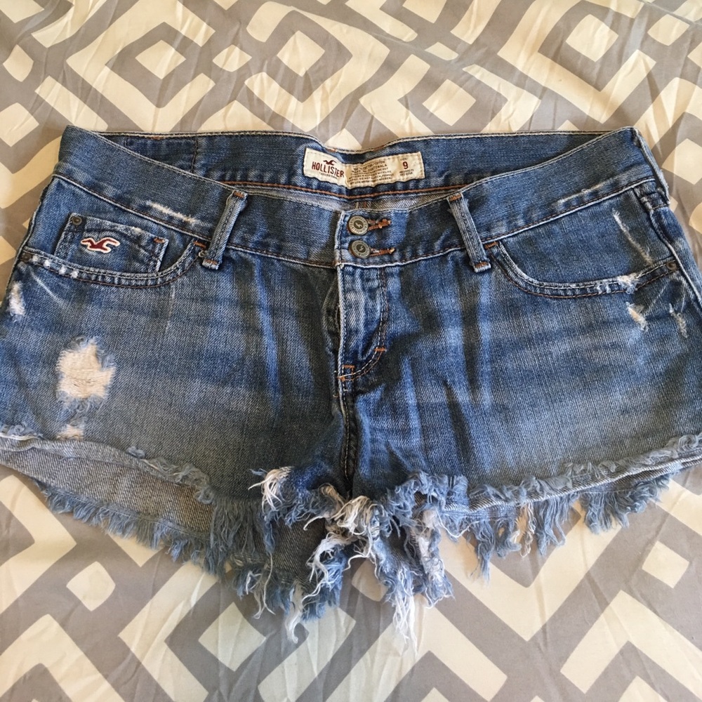 Hollister size 9 jean shorts