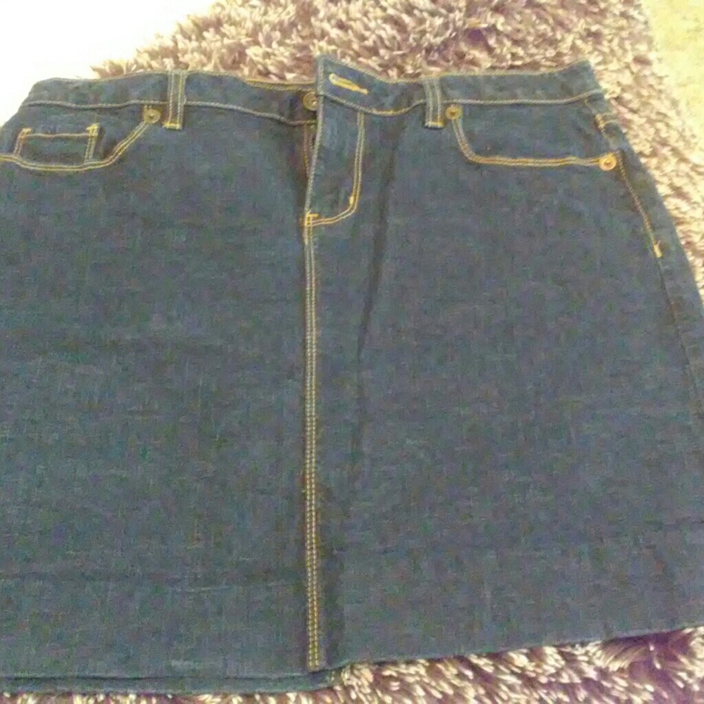 Apt 9 denim skirt