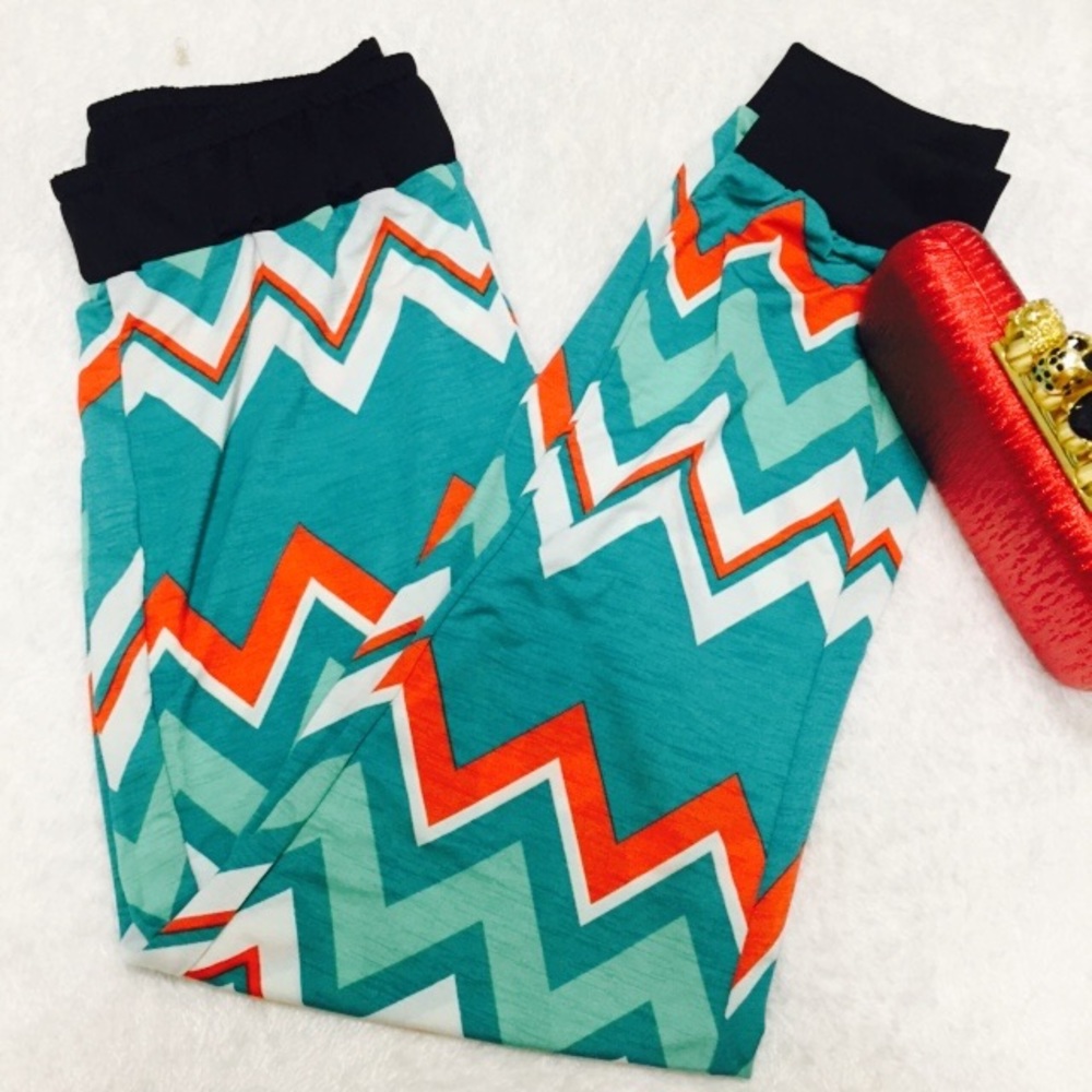 Chevron print Joggers