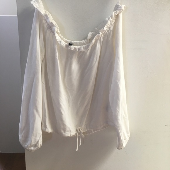 Divided Tops - White off the shoulder ruffled top
