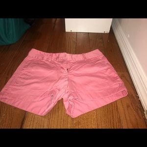 SOLD Size 4 pink vineyard vines shorts