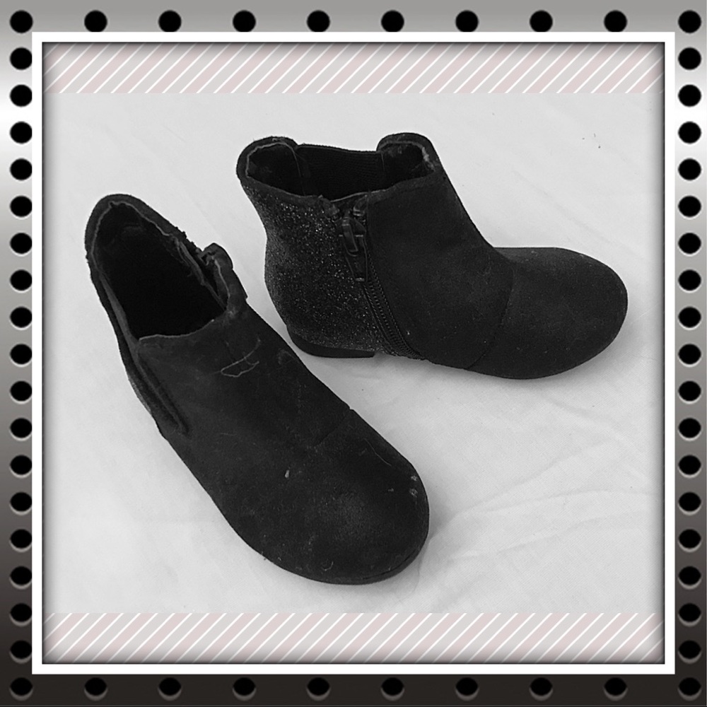 Cherokee Black Little girl boots