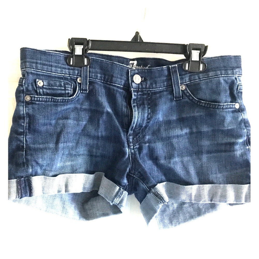 Cute denim shorts