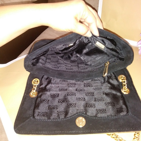 Authentic Michael kors crossbody purse bag - Picture 4 of 4