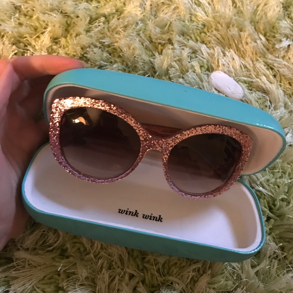 Sunglasses last chance sale $75