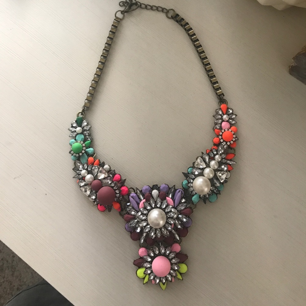 Multicolor statement necklace