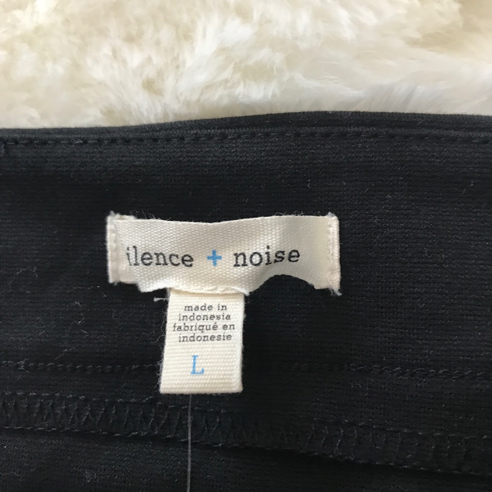 NWT SILENCE and NOISE BLACK PONTE KNIT SKIRT sz L - Picture 3 of 8
