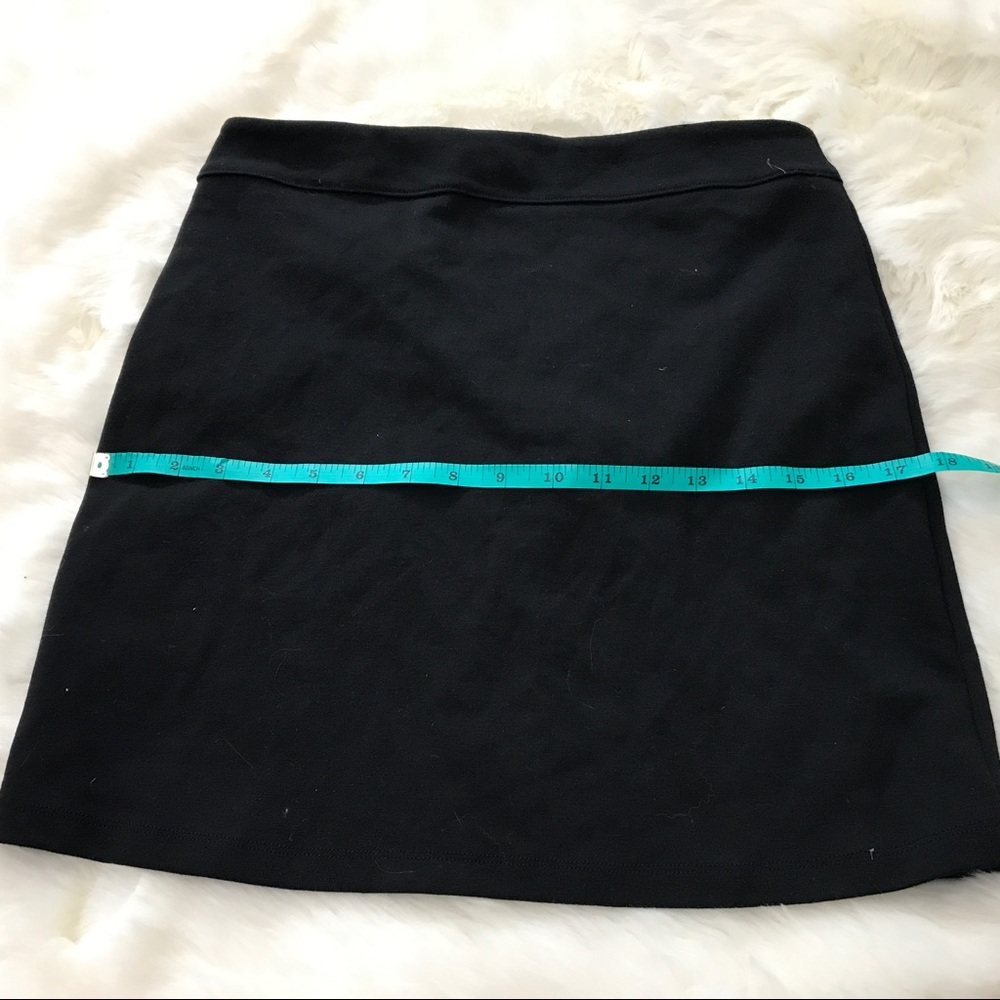 NWT SILENCE and NOISE BLACK PONTE KNIT SKIRT sz L - Picture 7 of 8