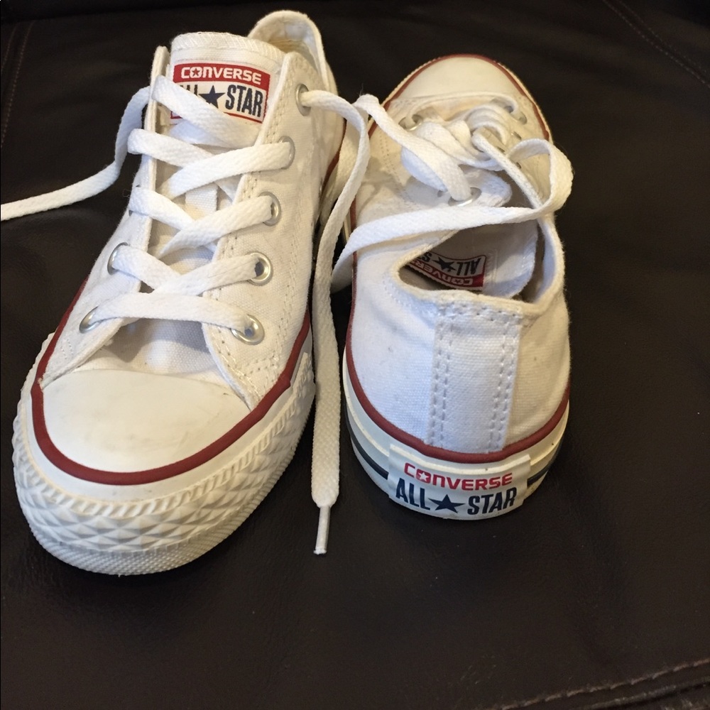 White low top converse