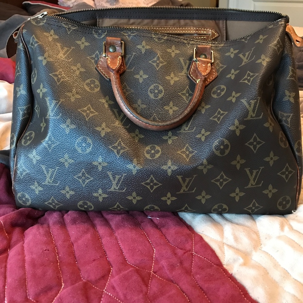 Sold!  Authentic Louis Vuitton Speedy 35
