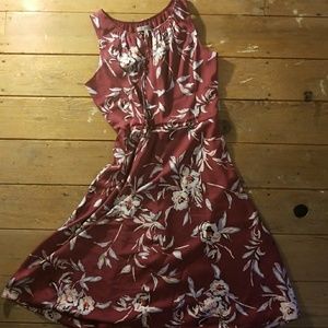 Flirty floral maroon Midi dress  classiques enrier