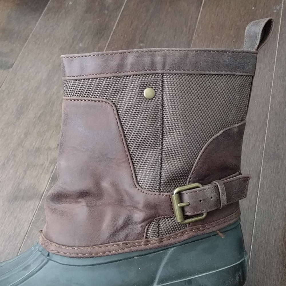 Lucky Brand Rain Boots - Picture 5 of 7