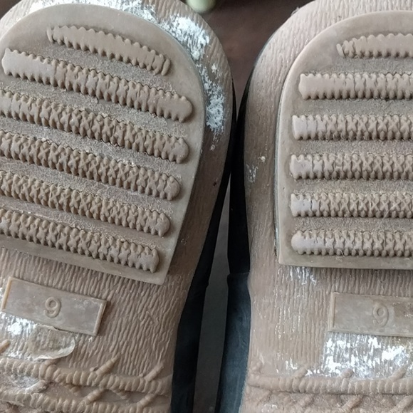 Lucky Brand Rain Boots - Picture 6 of 7