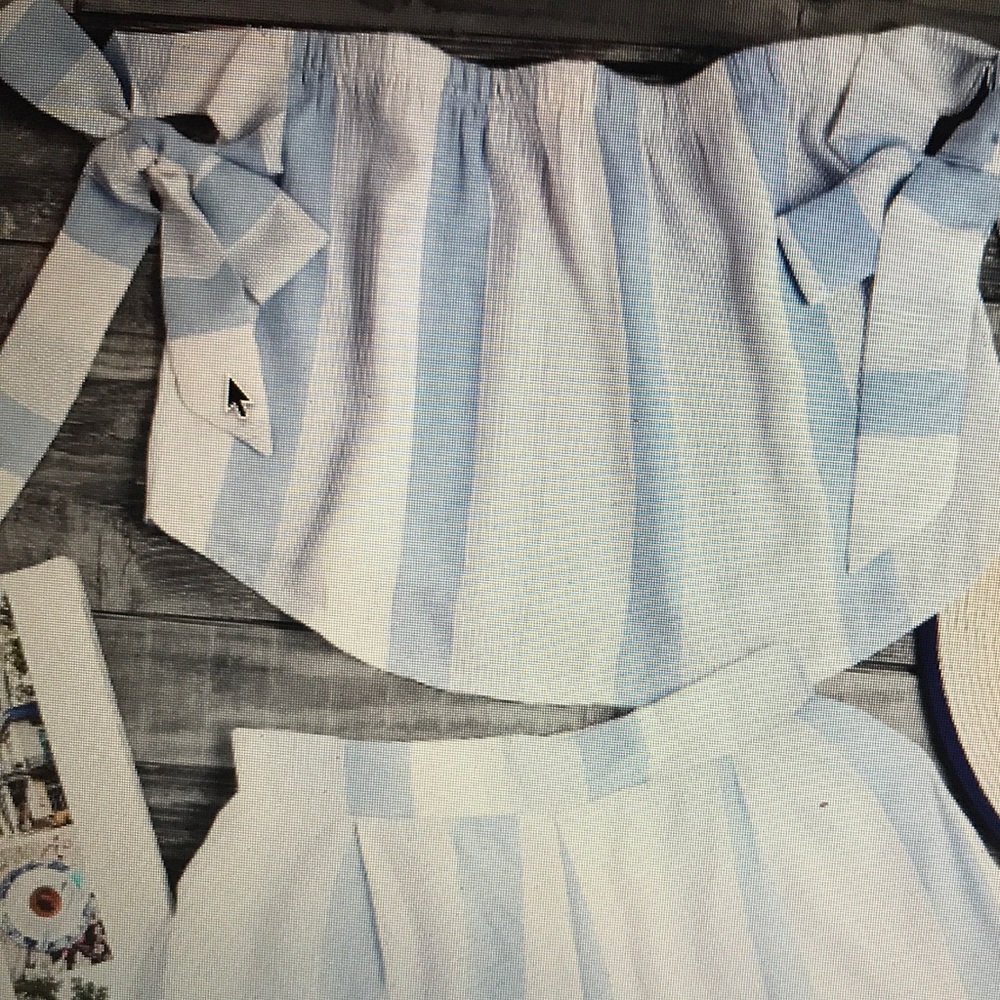 Bow tie striped crop top with shorts