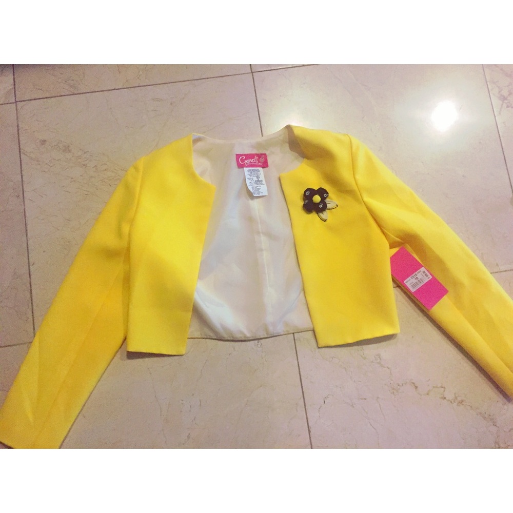 Mexican girls blazer brand new! Size 10