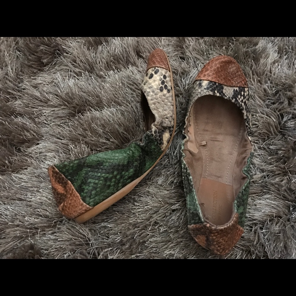 Zara leather reptile print slippers 36