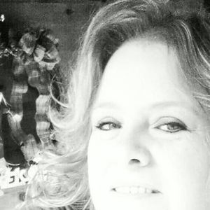 Meet your Posher, Pamela
