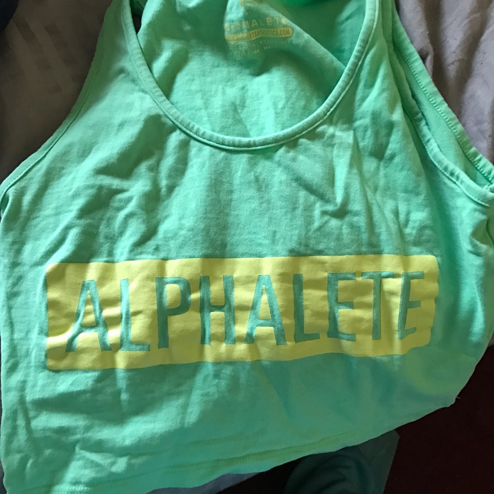 Alphalete crop top