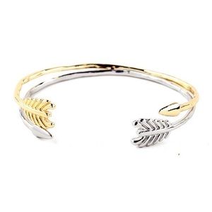 CLOSET CLOSING - Arrow Bangle Set