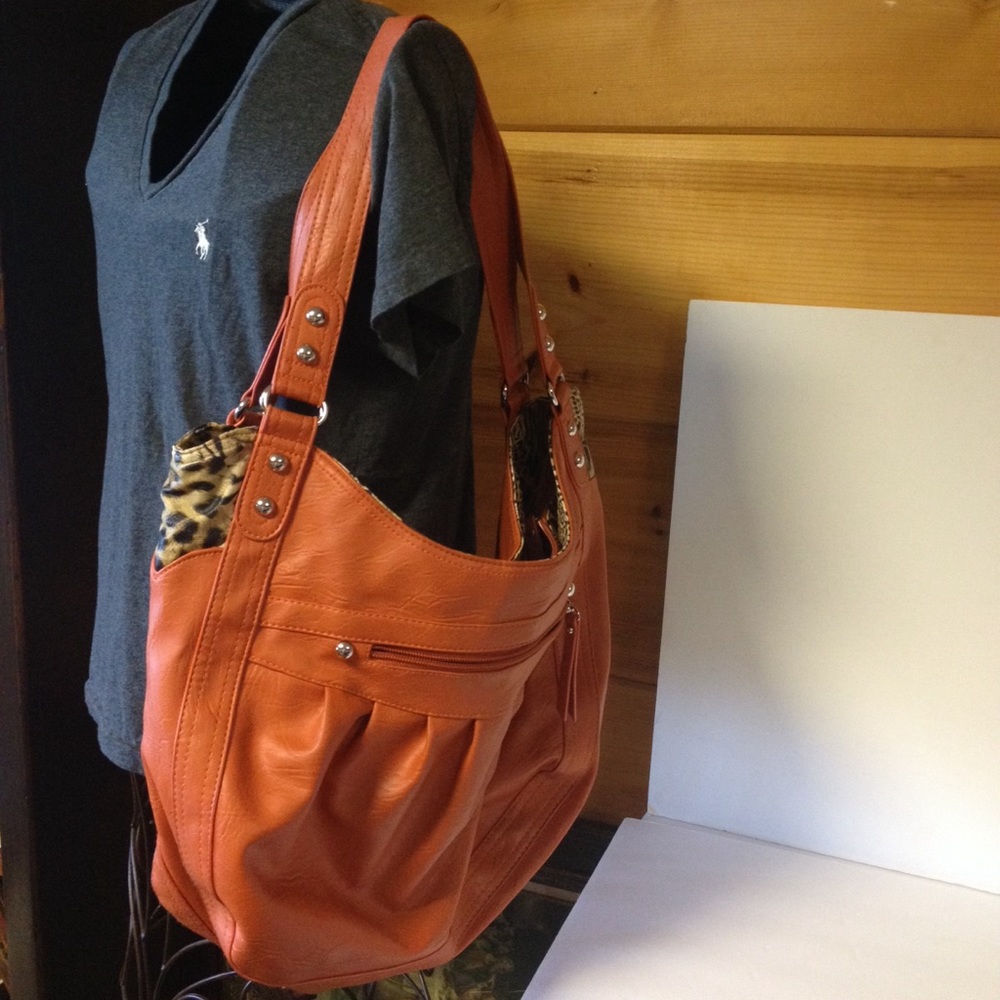 Fiorelli orange shoulder bag purse