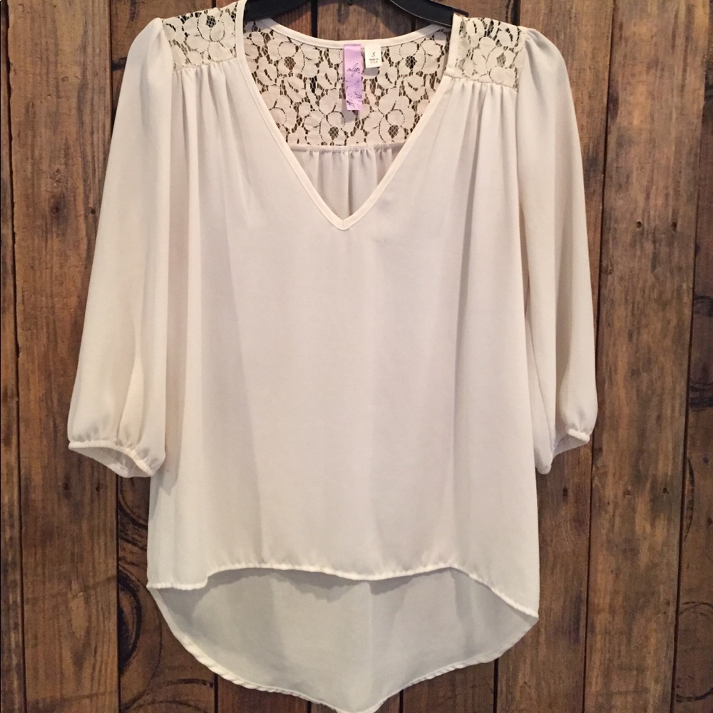 High-Low Top by Alya