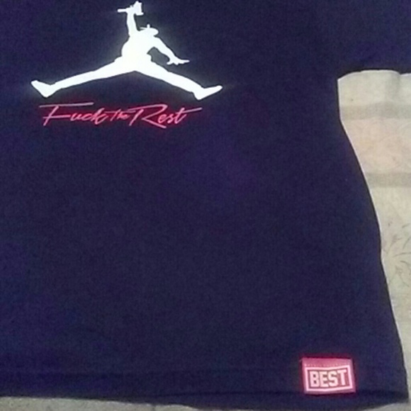 Breezy ecursion tshirt - Picture 2 of 3