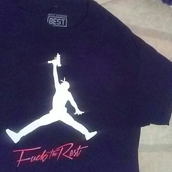 Breezy ecursion tshirt - Picture 3 of 3