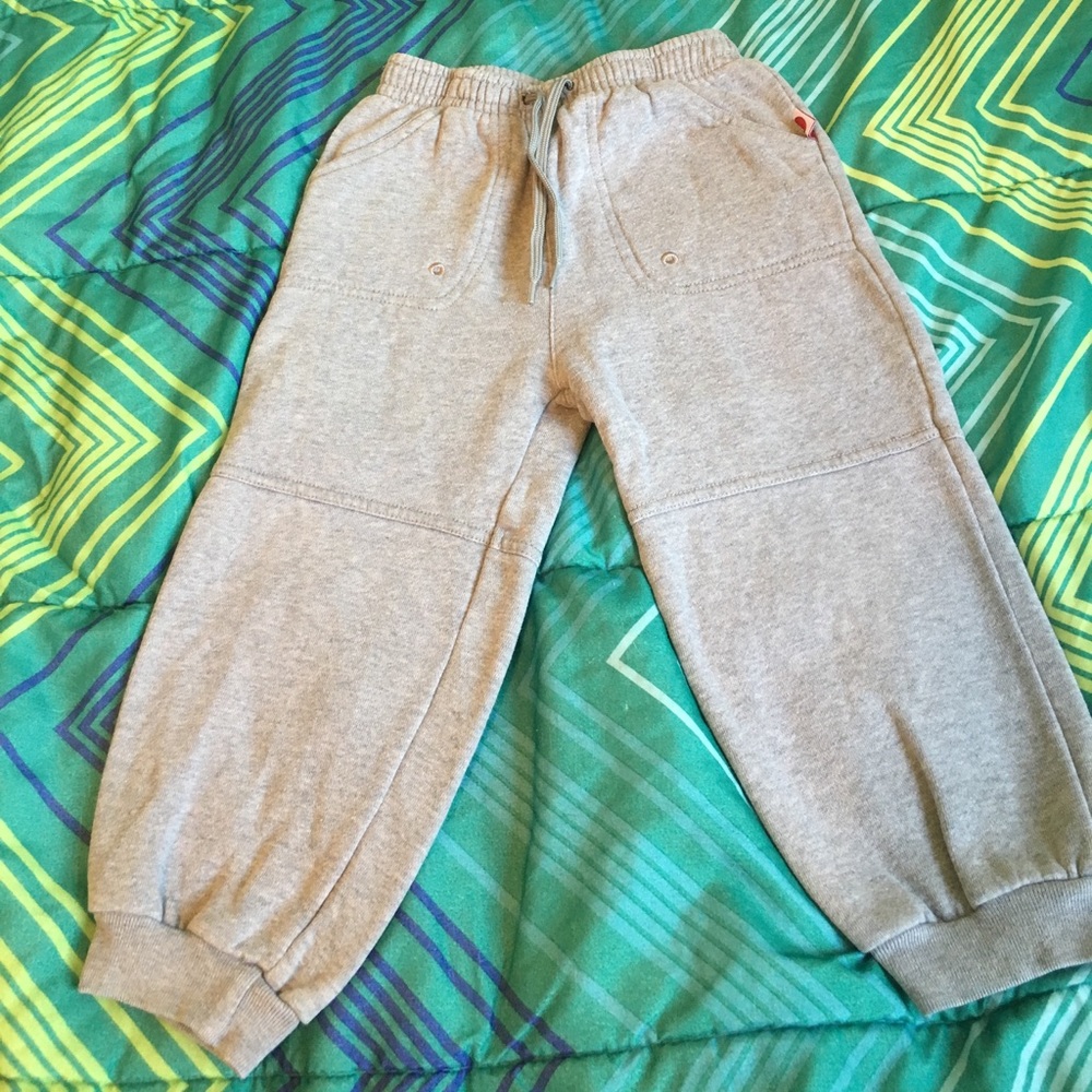 Gymboree Boys Gray Sweatpants Size 3T.