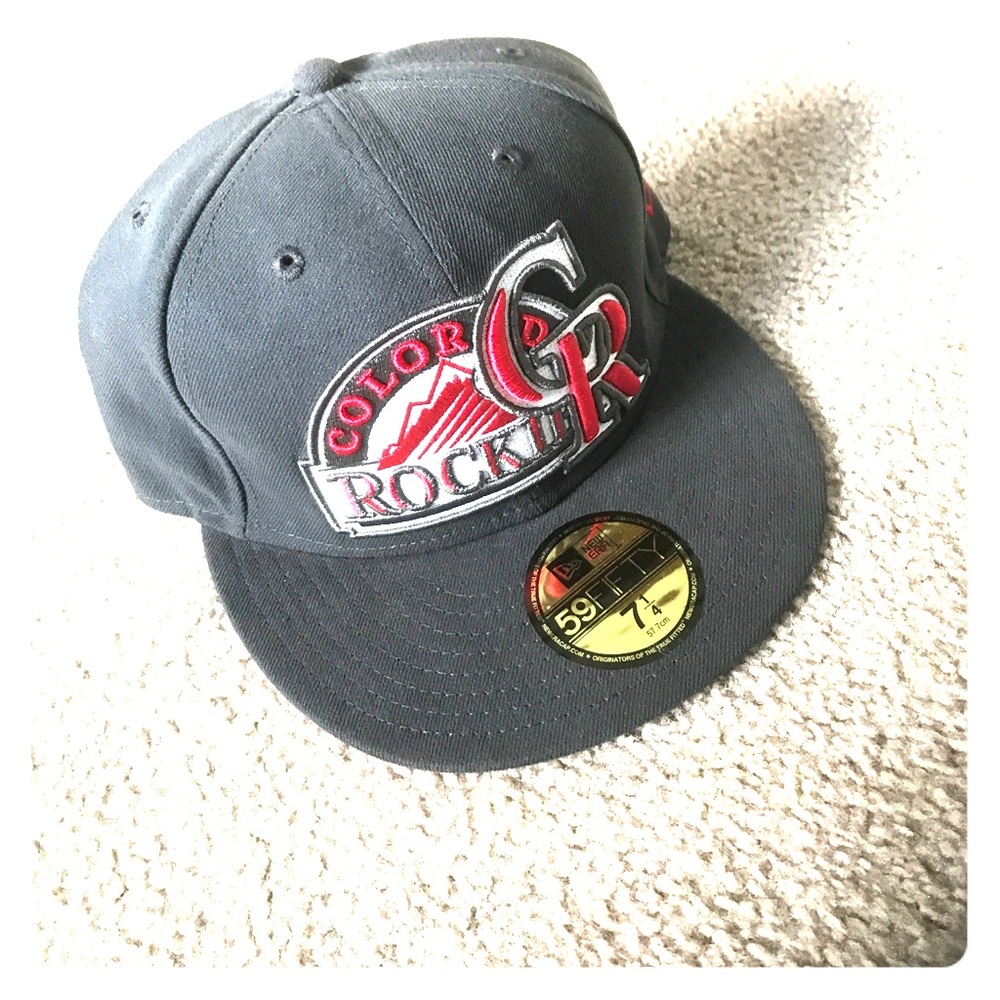 New Era Colorado Rockies hat 7 and 1/4