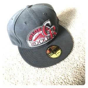 New Era Colorado Rockies hat 7 and 1/4
