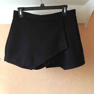 Papaya Black medium skort