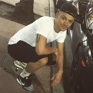 Meet your Posher, Aj