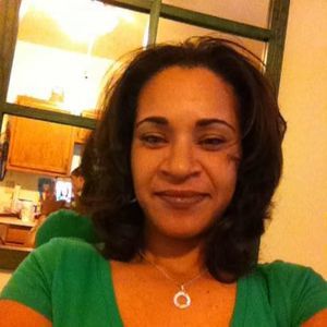 Meet your Posher, Monique