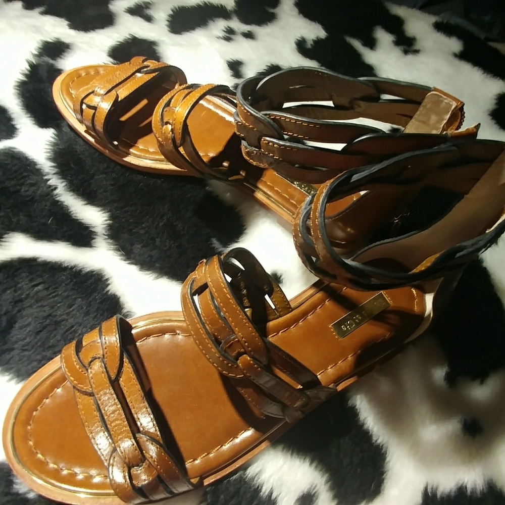 New Louise et Cie-Vince Camuto Gladiators! 9M