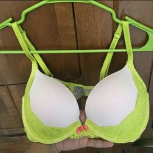 Victoria's Secret Dream Angel Plunge Bra