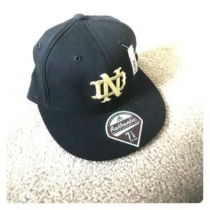 Adidas Notre Dame hat size:7&1/8