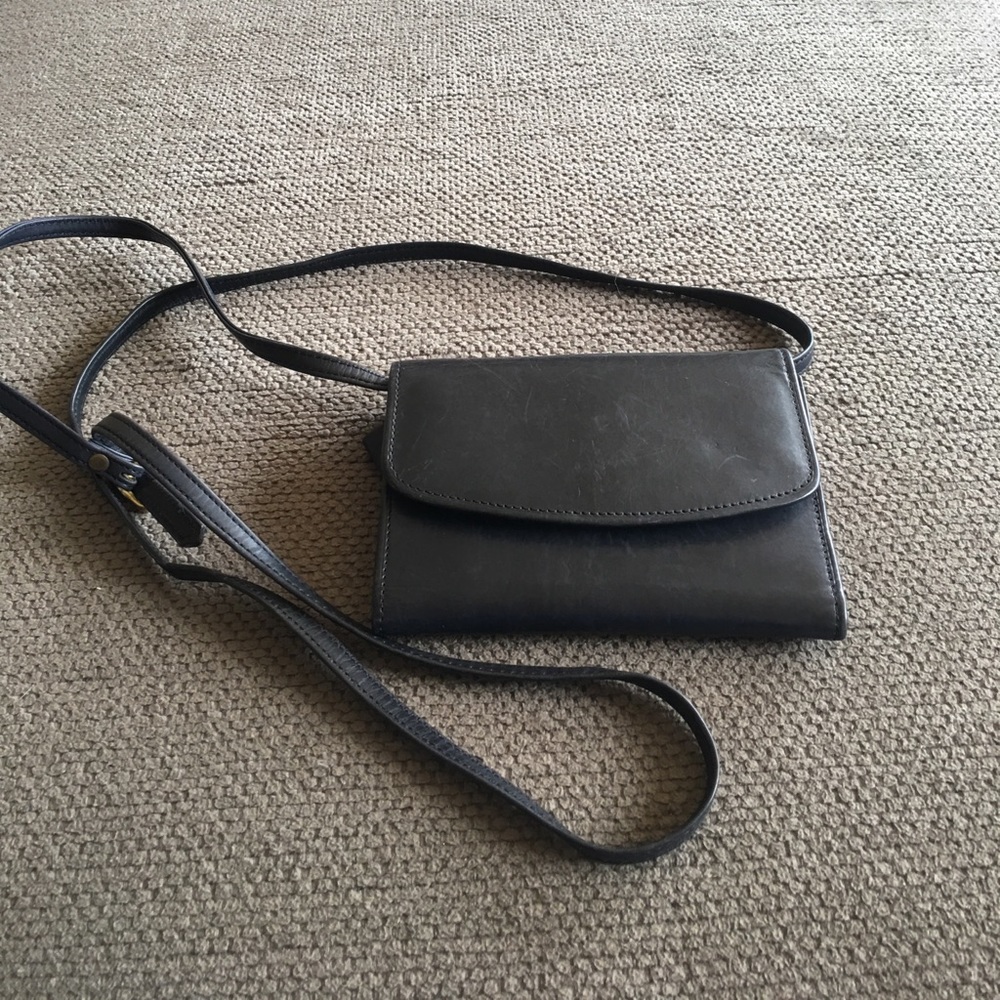 Coach cross body wallet