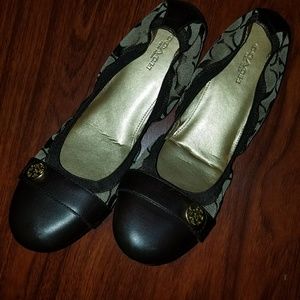 Coach flats