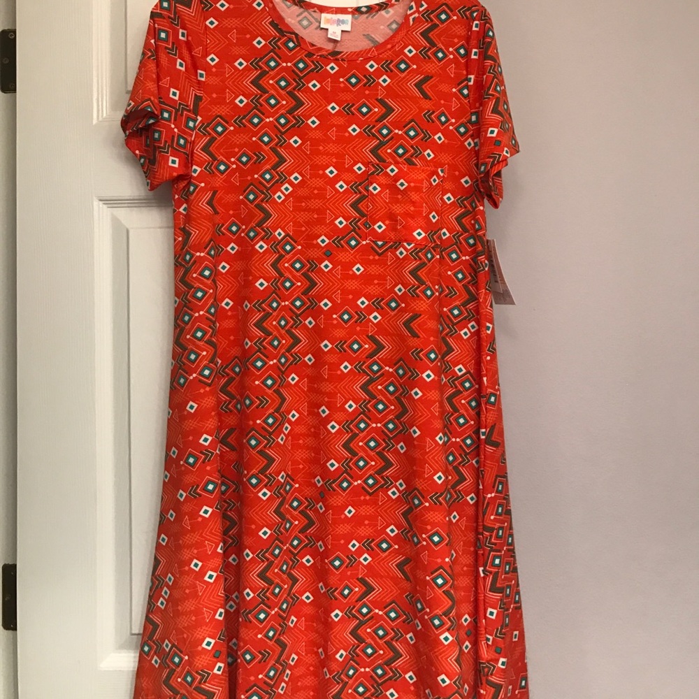 Lularoe medium Carly dress