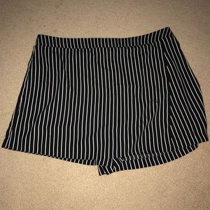 Forever 21 skort
