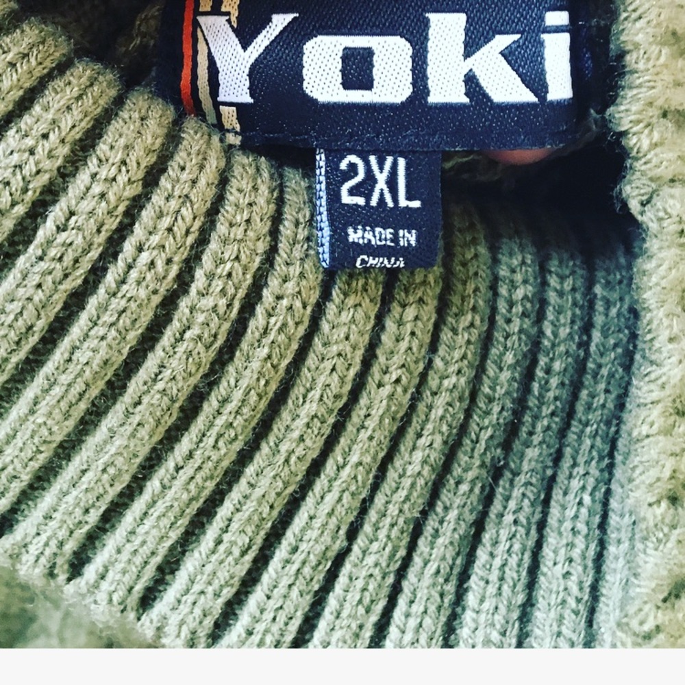 Sweater - Picture 2 of 3