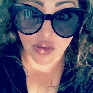 Meet your Posher, Liz