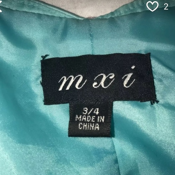 A blue formal dress - Picture 3 of 4