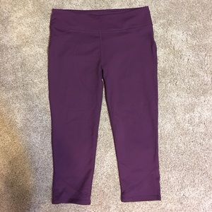 Fabletics Athletic Capris size L Large