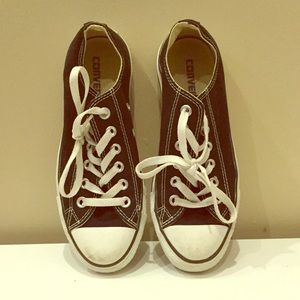 Black converse