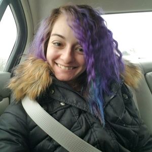 Meet your Posher, Anna