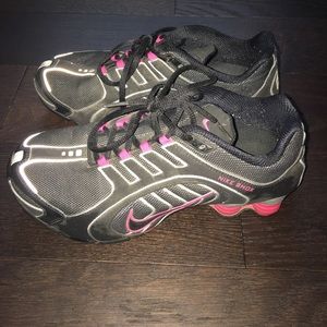 Nike Shox Size 9